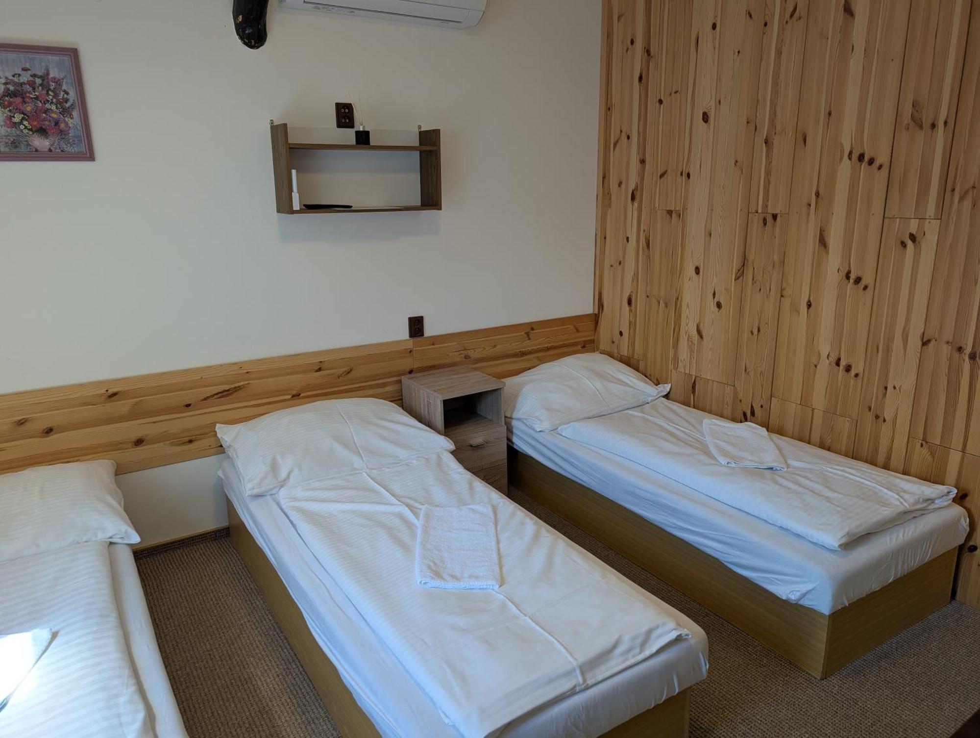 Pension Harcovna Frýdlant nad Ostravicí Exteriör bild